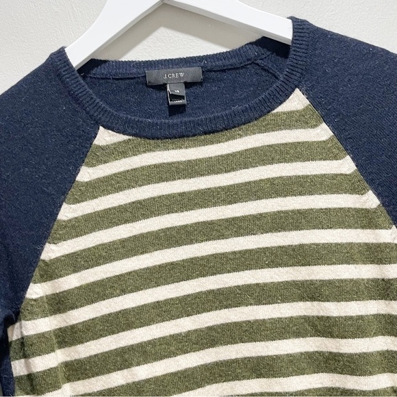 J CREW Women’s Navy Green Side Button Wool Blend Striped Sweater Elbow Patch XS - Picture 3 of 10